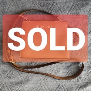 ***sold*** Michael kors mini purse